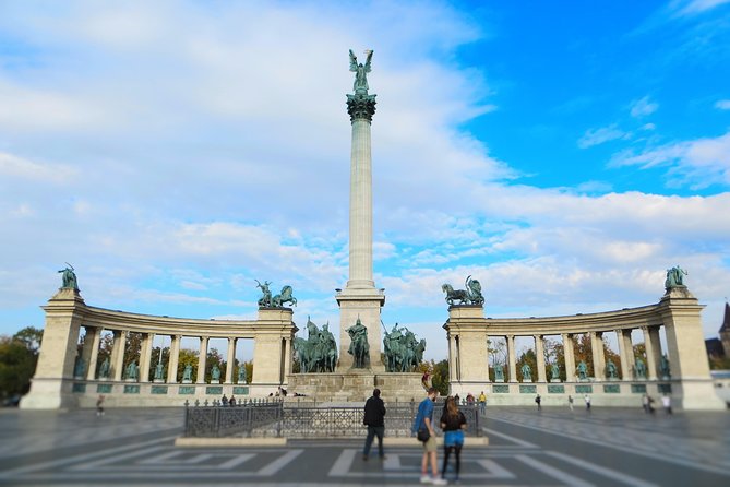 Budapest in a Day Private Luxury Sightseeing Tour - Key Attractions