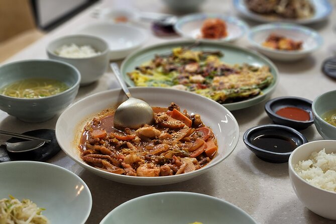 Busan Local Food Cooking Class With Market Tour - Whats Included in the Experience