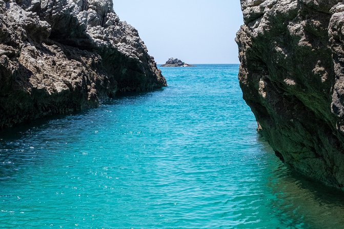 By Boat Between the Sea and the Most Beautiful Beaches! Capo Vaticano - Tropea - Briatico - Included in the Tour