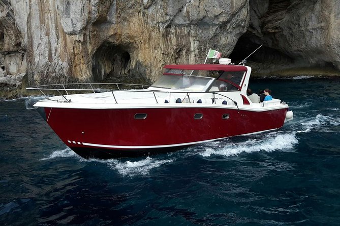 Capri Private Boat Tour From Positano or Praiano or Amalfi - Boat Capacity and Amenities