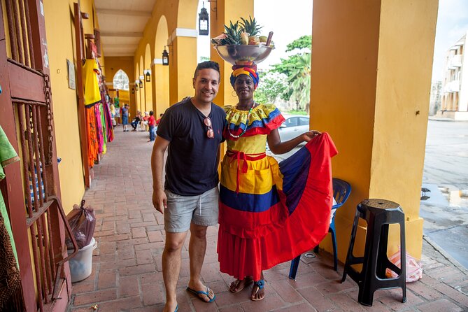 Cartagena Instagrammable History - Unique Tour Features