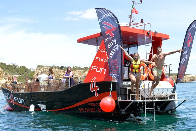 Catamaran Tour to Benagil Caves - Tour Duration and Capacity