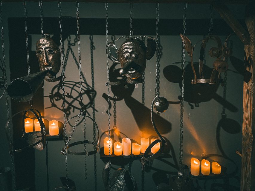 Chicago: Medieval Torture Museum Ticket With Ghost Hunting - Interactive Wax Sculptures