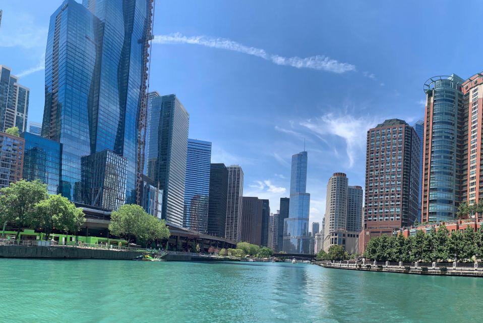 Chicago River: 1.5-Hour Guided Architecture Cruise - Highlights of the Cruise