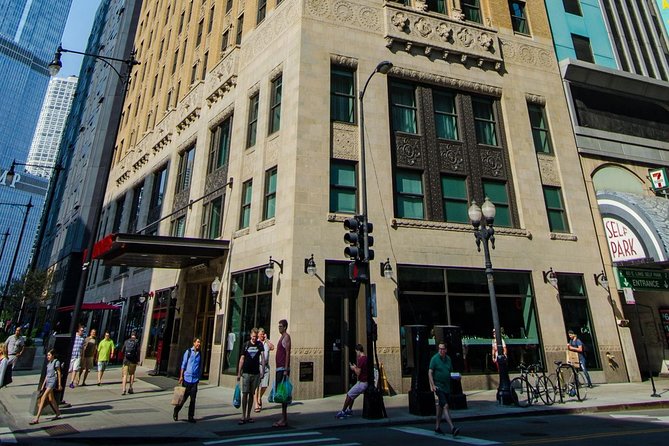 Chicago Walking Tour: A Walk Through Time - Accessibility Options