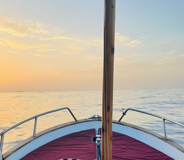 Classic Boat Tour of Capri at Sunset - Duration and Pickup