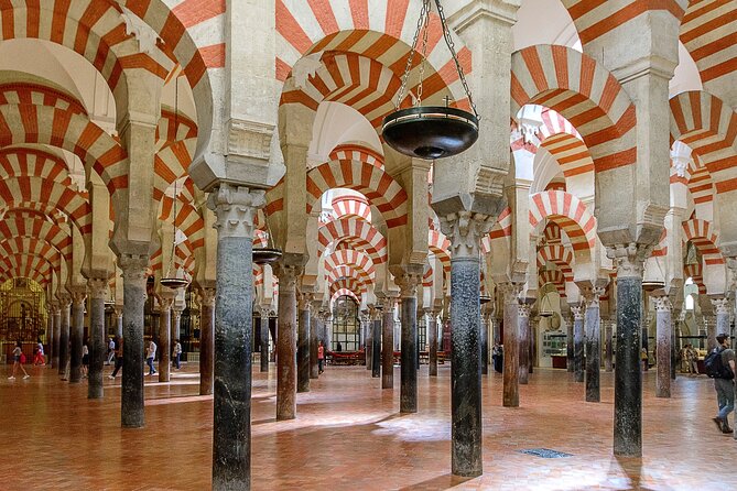 Classic Cordoba: Mosque, Synagogue & Jewish Quarter Guided Tour - Admission Tickets Included