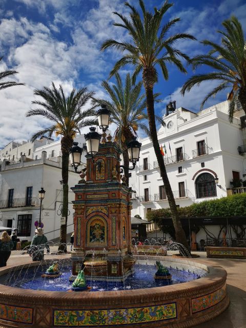 Coastal White Villages and Beaches Private Tour From Seville - Itinerary Highlights