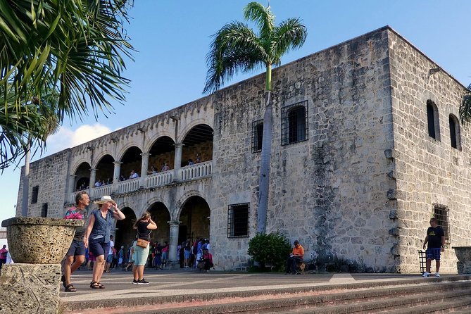 Colonial Santo Domingo and Hidden Natural Beauties City Tour - Meeting and Pickup Locations