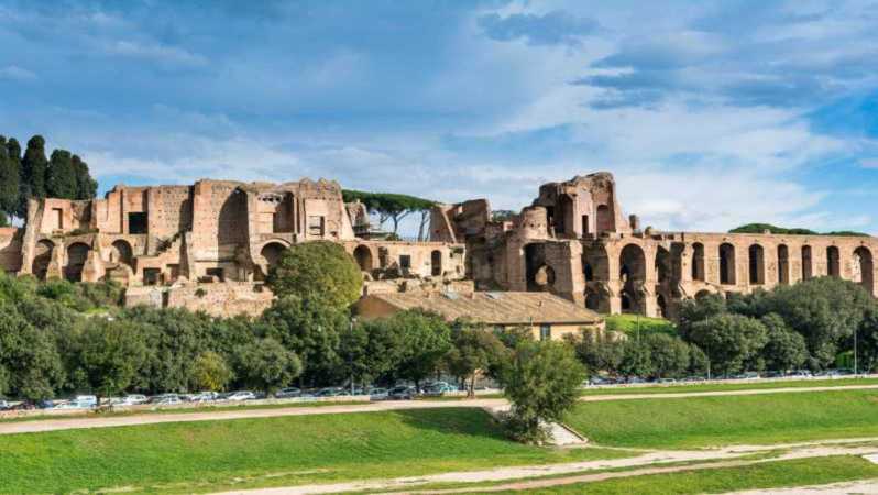 Colosseum Guided Tour With Roman Forum & Palatine Entrance - Itinerary and Highlights