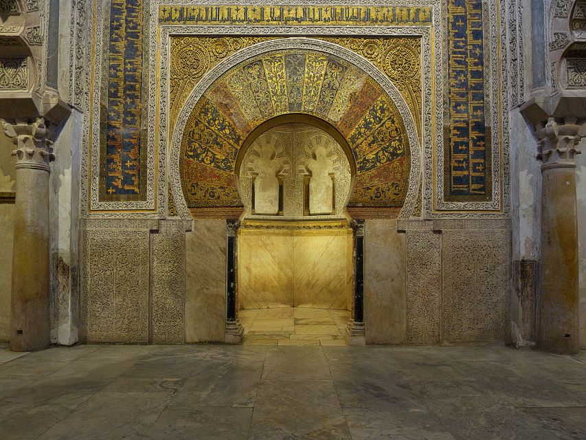 Cordoba: Mosque and Alcazar Private Tour With Tickets - Itinerary and Highlights