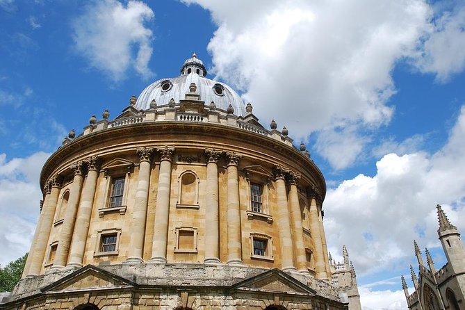 Cotswolds Villages and Oxford Full Day Tour From London - Visiting Historic Christchurch College