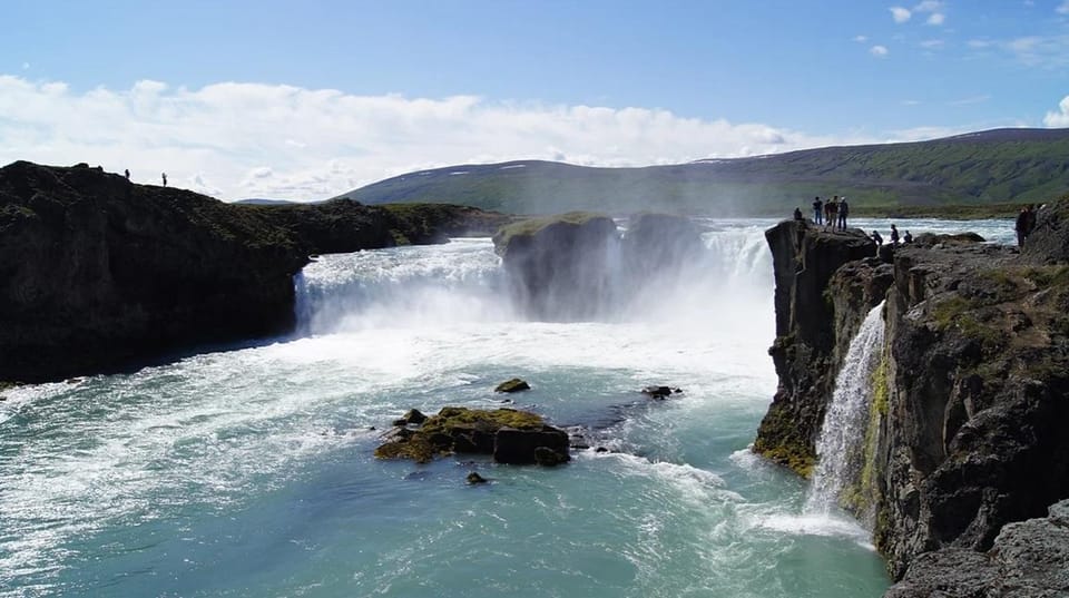 Cruise Port: the Amazing Waterfall Goðafoss and More - About Goðafoss Waterfall