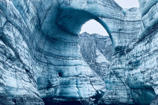 Crystal Blue Ice Cave - Super Jeep From Jökulsárlón Glacier Lagoon - Guided Winter Exploration