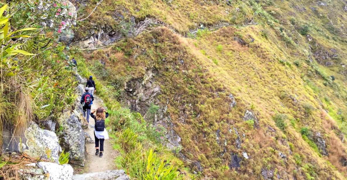 Cusco: Machu Picchu 2-Day Inca Trail Trip & Panoramic Train - Itinerary Day 1