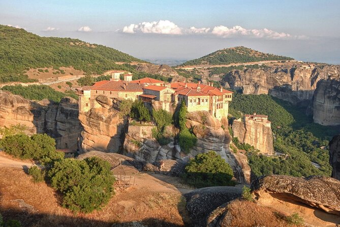 Delphi and Meteora Private Day Trip From Athens Including Dinner - Transportation and Pickup Options