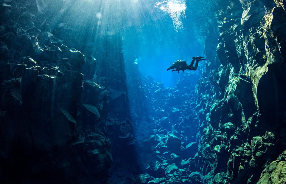 Diving in Silfra Fissure in Thingvellir National Park - Diving Experience