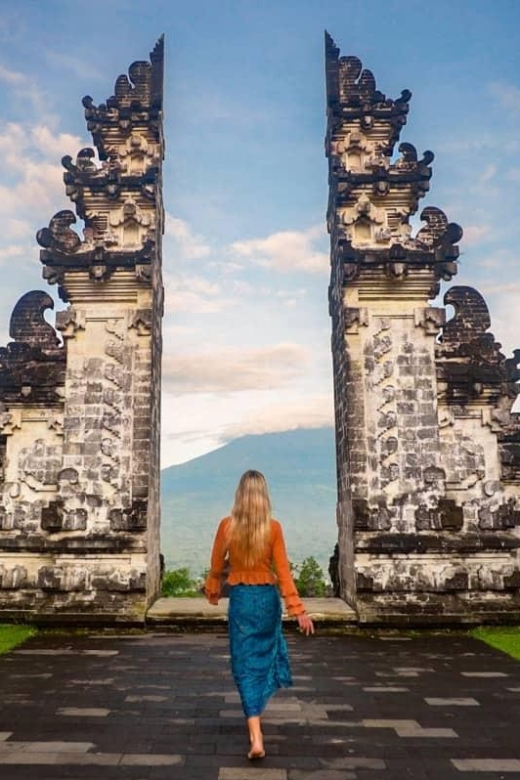 East Bali: Lempuyang Temple, Tirta Gangga, and Taman Ujung - Highlights of the Tour