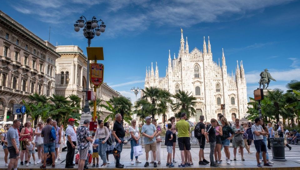 Elevated Ecstasy: Duomo Discovery & Rooftop Marvels! - Discounted Rates