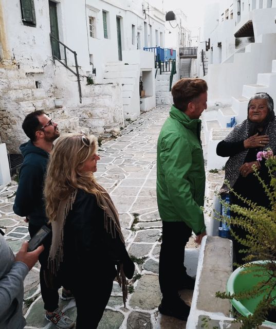 Entire Island Polys Tour Food & Music. - Guided Tour Experience
