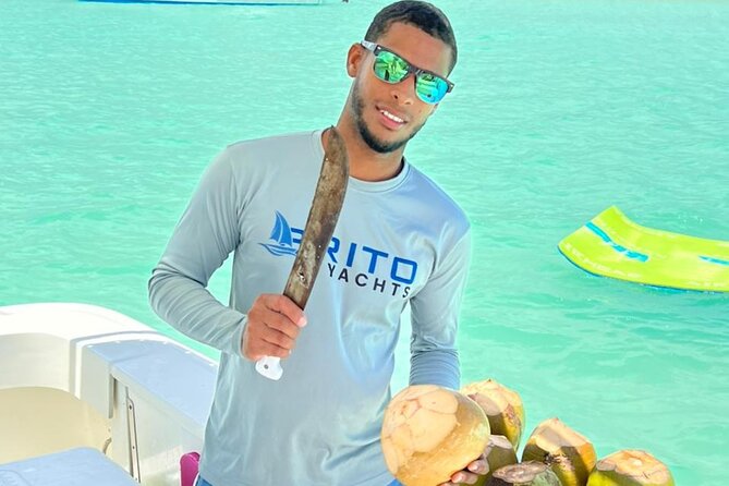 Fishing And Eating Straight From The Sea ( SAONA ISLAND AND PALMILLA) - Meeting and Pickup Details