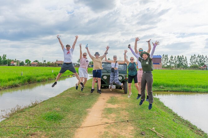 Floating Village Sunset Boat & Jeep Tour - Inclusive Drinks - Scenic Countryside Exploration