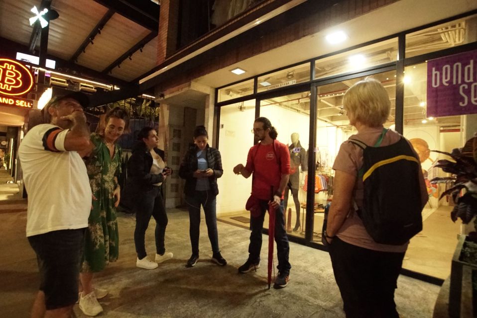 Free Walking Tour El Poblado District in Medellin - Itinerary Highlights