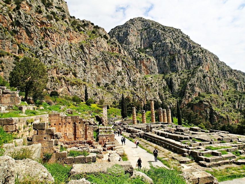 From Athens: Delphi Private Tour With Lunch Time - Scenic Drive Experience