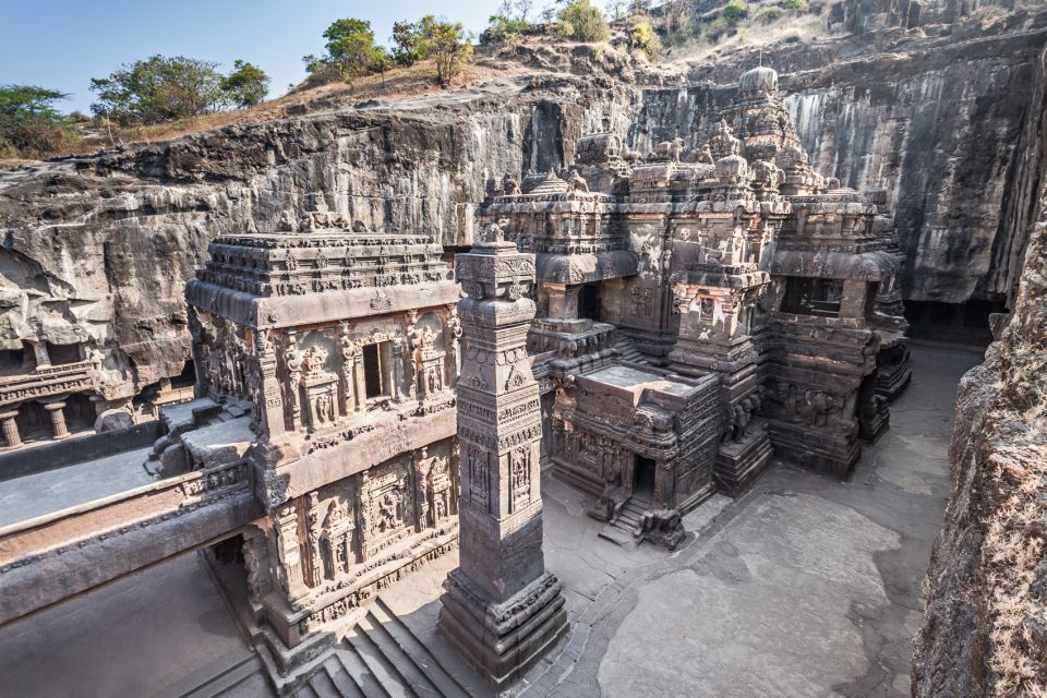 From Aurangabad: Private Tour to the Ajanta Caves - Ajanta Caves Experience