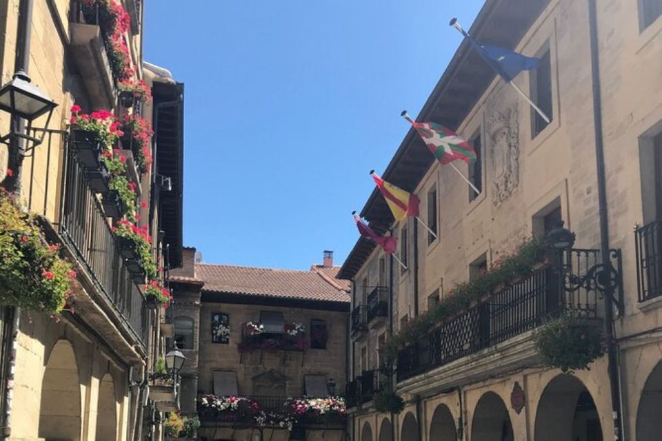 From Bilbao: Two Rioja Wineries Day Trip With Picnic Lunch - Itinerary and Activities