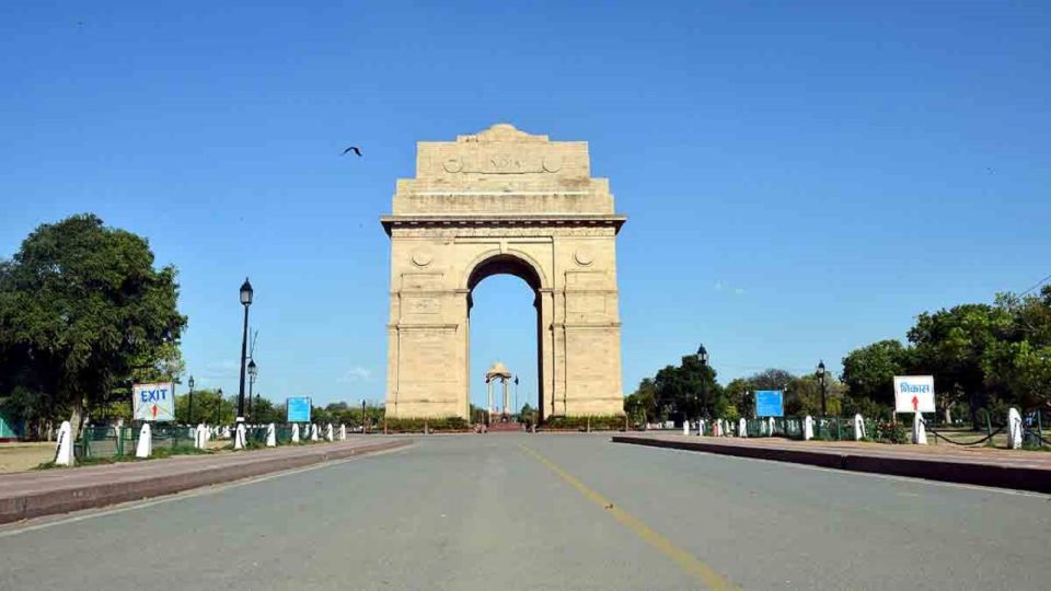 From Delhi: Delhi Agra Tour Package - Day 01: Arrival in Delhi