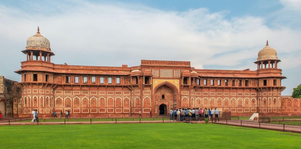 From Delhi: Private Day Trip to Agra With Taj Mahal & Fort - Detailed Itinerary