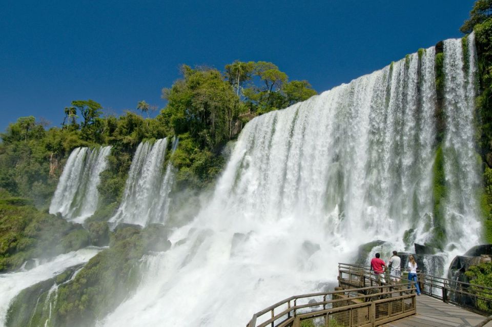 From Foz Do Iguaçu: Argentinean Falls Tour With Pickup - Experience Highlights