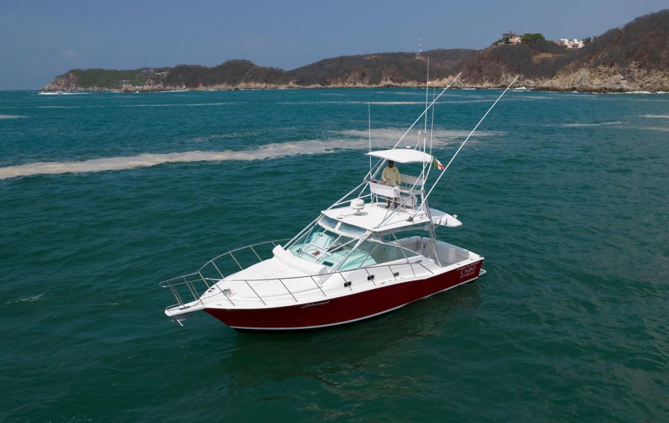 From Huatulco: Luxury Yacht Sportfishing - Yacht Specifications