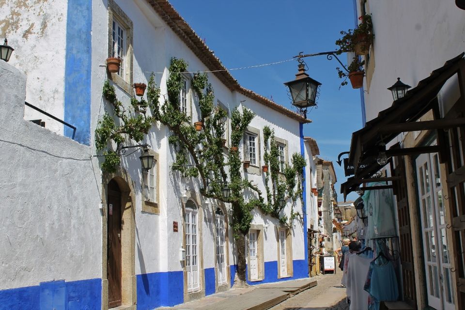 From Lisbon: Óbidos and Mafra Palace Private Tour - Historic Walled Town of Óbidos