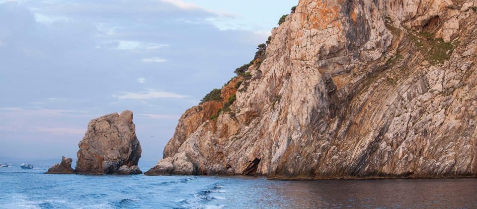 From Roses: Sightseeing Cruise on Costa Brava to Cadaqués - Itinerary and Highlights