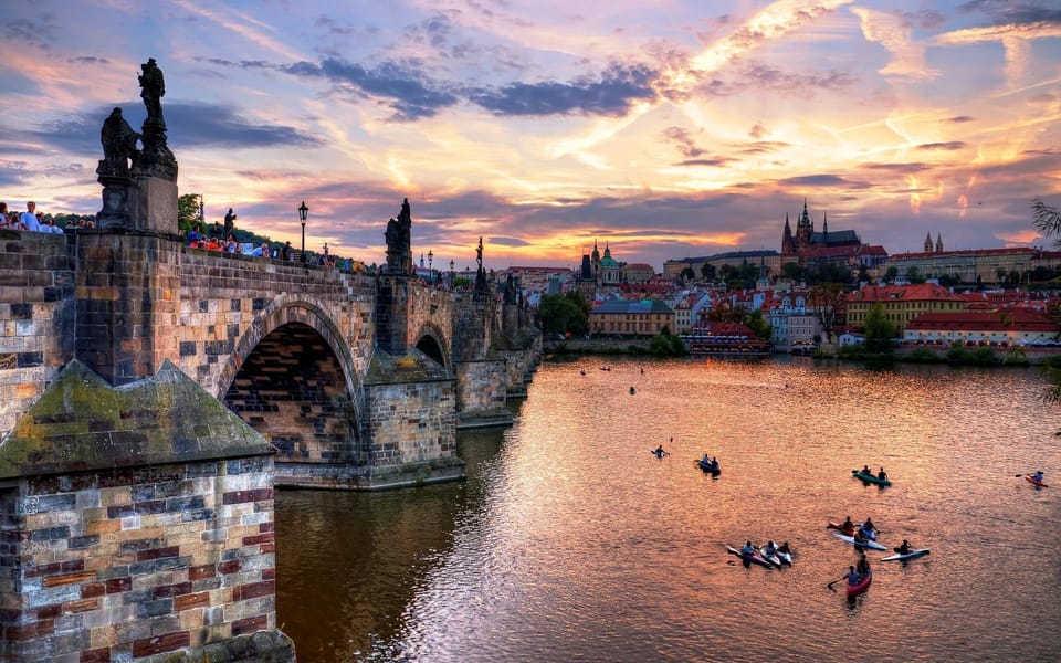 From Vienna: Private Guided Tour to Prague - Itinerary Details