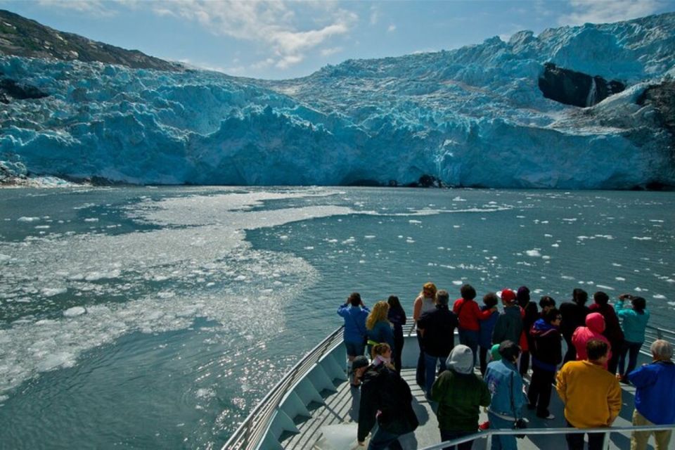 From Whittier: Glacier Quest Cruise With Onboard Lunch - Experience Description