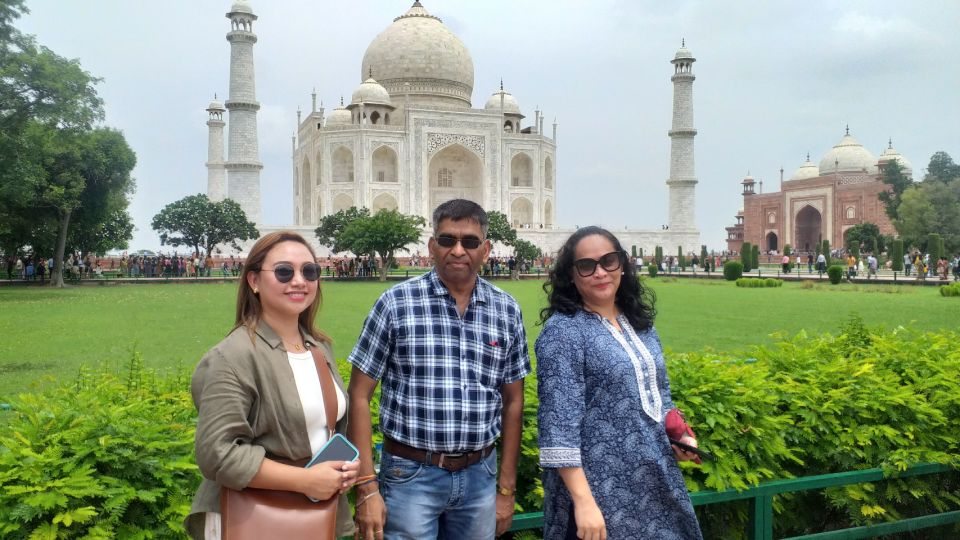 Full Day Agra Tour With Tour Guide - Itinerary Highlights