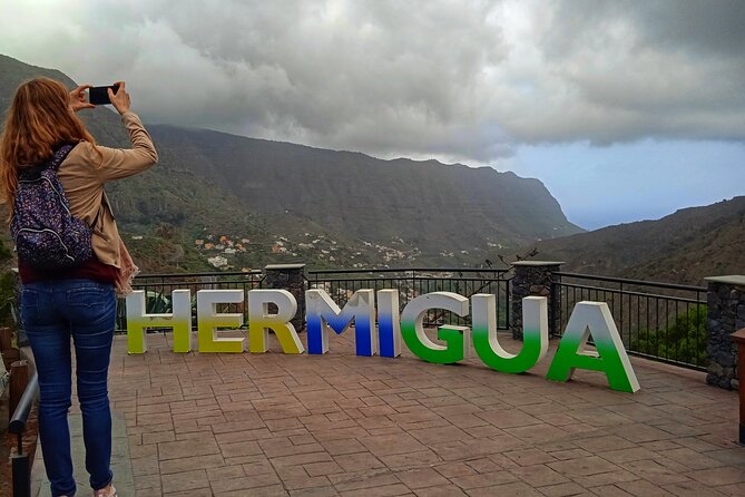 Full-Day Bus Tour to La Gomera Island With Professional Guide - Lunch Included - Meeting and Pickup Details