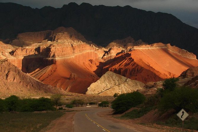 Full-Day Cafayate, Lerma Valley, and Wine Tasting From Salta - Meeting and Pickup