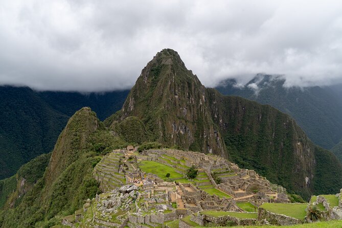 Full Day Guided Tour to Machu Picchu Transportation Included - Meeting and Pickup Details