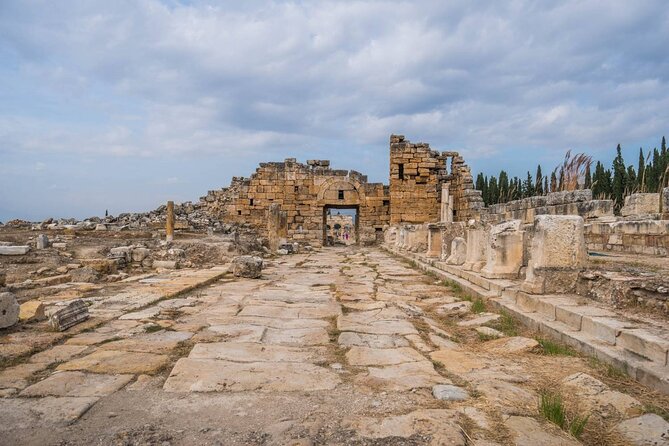 Full Day Pamukkale and Hierapolis Tour From Izmir - Inclusions