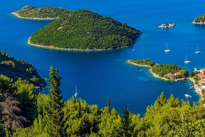 Full Day Private Boat Tour to Mljet and Elaphite Islands - Inclusions and Amenities