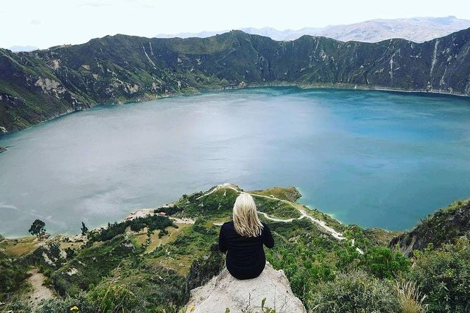 Full-Day Quilotoa Lake Hiking Tour From Quito - Meeting and Departure Information