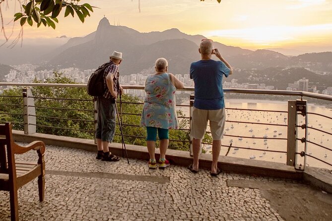 Full Tour in Rio: Christ, Sugarloaf Mountain, City Tour and Lunch - Delicious Lunch Experience