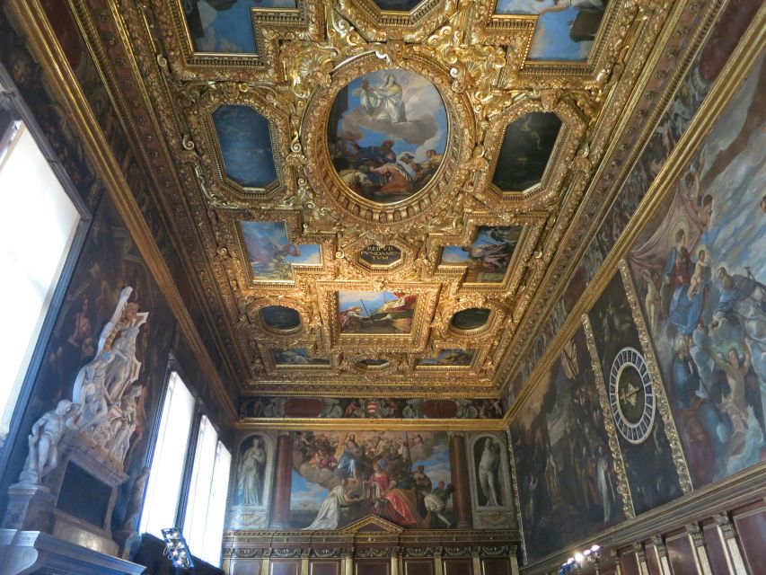 Full Venice Walking Tour: Doges Palace and St. Marks - Piazza San Marco