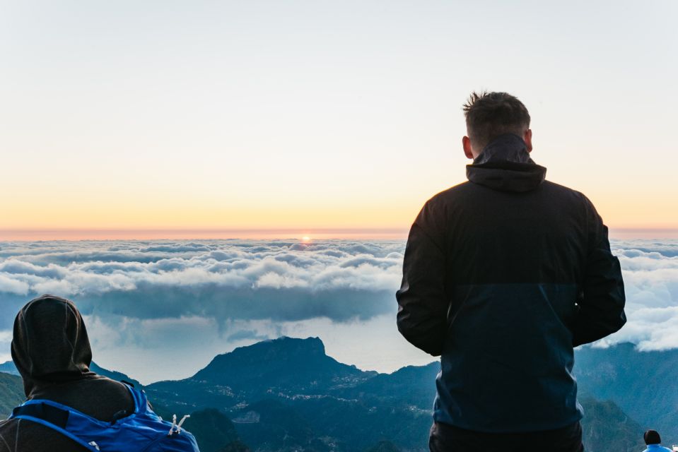 Funchal: Sunrise Hike From Pico Do Arieiro to Pico Ruivo - Hike Experience