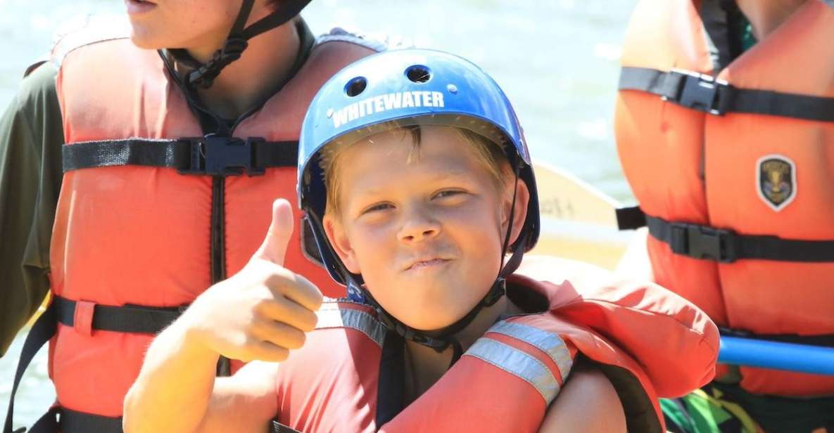 Gardiner: Scenic Raft Float on the Yellowstone River - Bonding With the Group