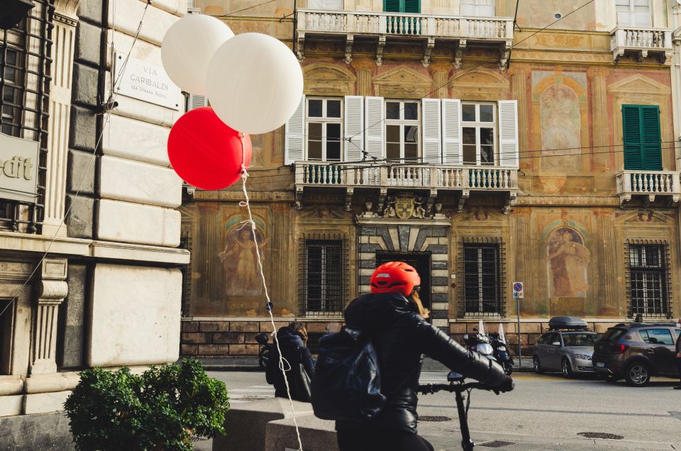 Genoa: Historical Center Photography Walking Tour With Snack - Highlights